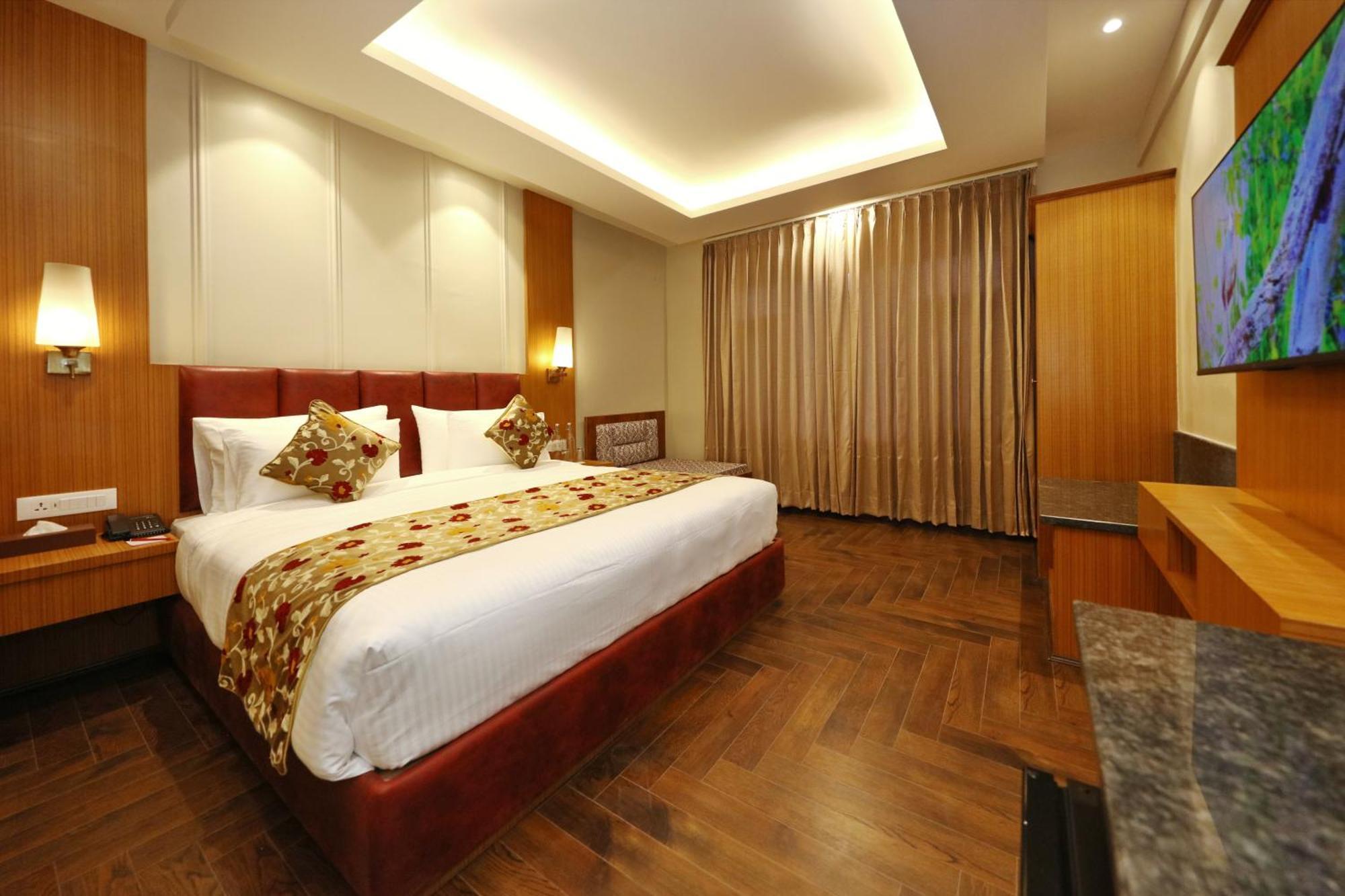 Hotel Blanco Srinagar  Ngoại thất bức ảnh
