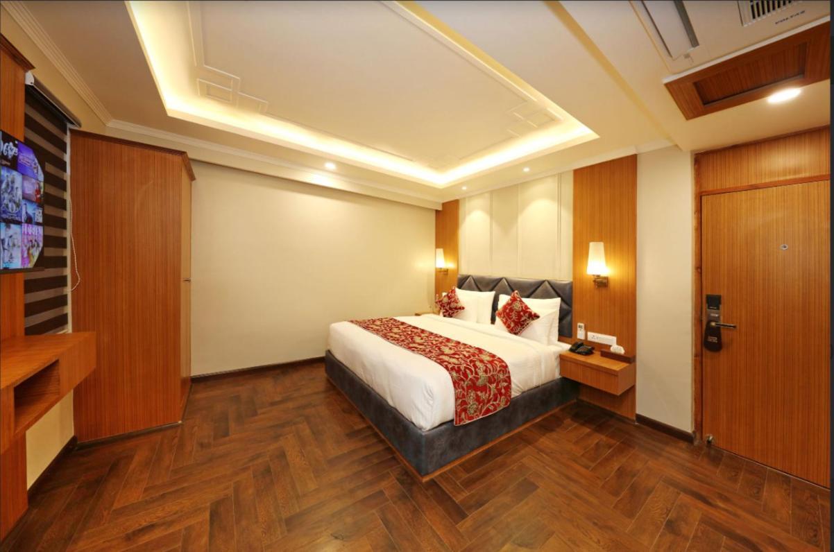 Hotel Blanco Srinagar  Ngoại thất bức ảnh